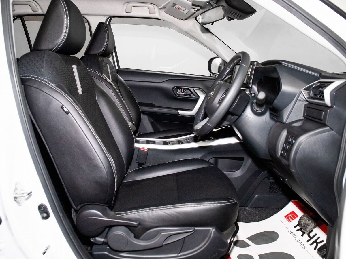 Daihatsu Rocky 2021 - фото автомобиля