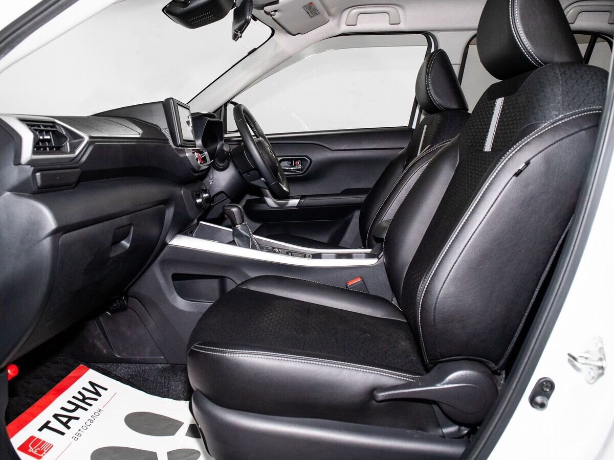 Daihatsu Rocky 2021 - фото автомобиля