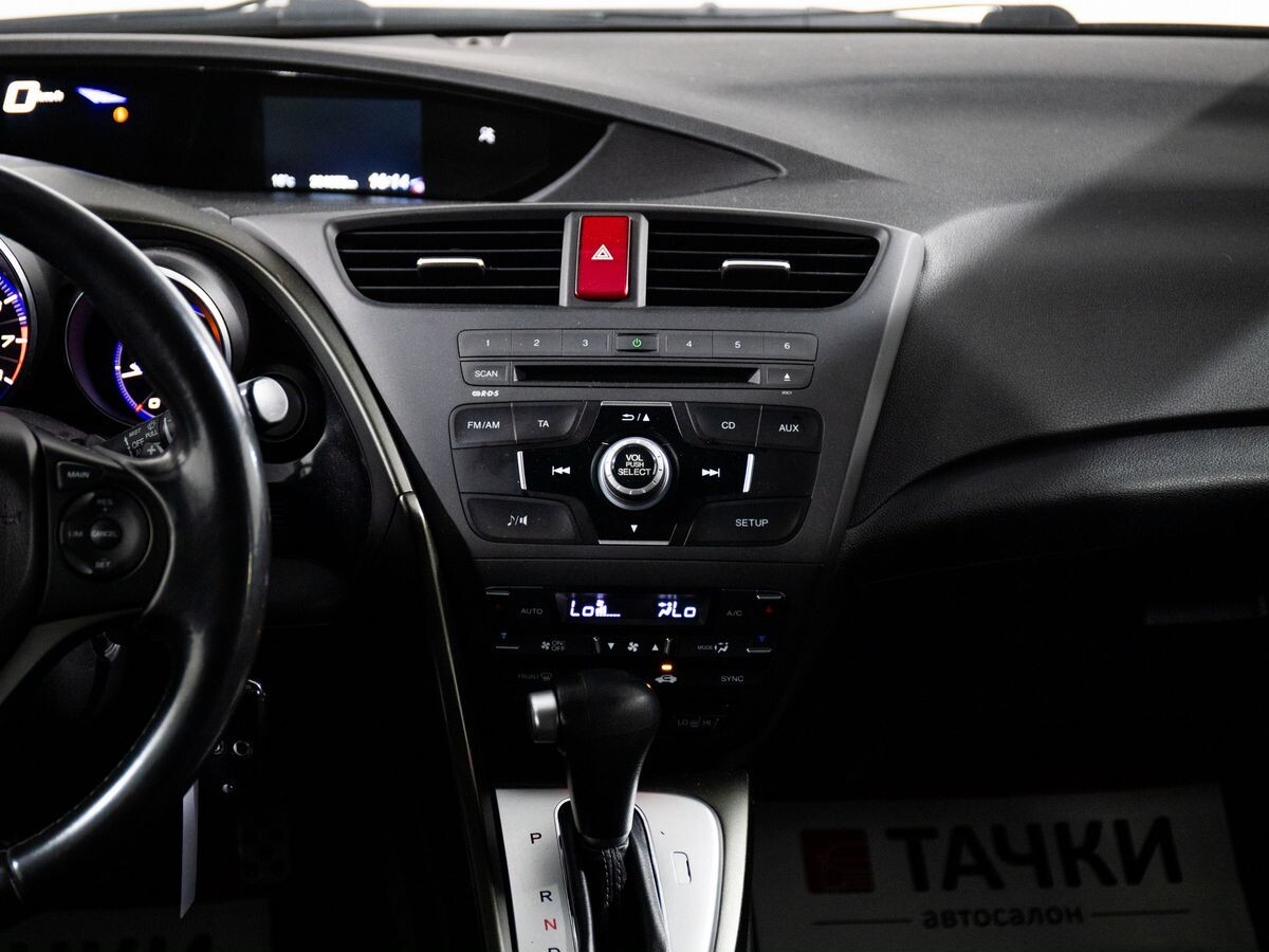 Honda Civic 2012 - фото автомобиля