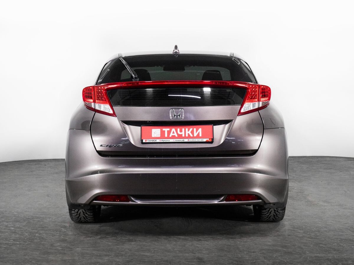 Honda Civic 2012 - фото автомобиля