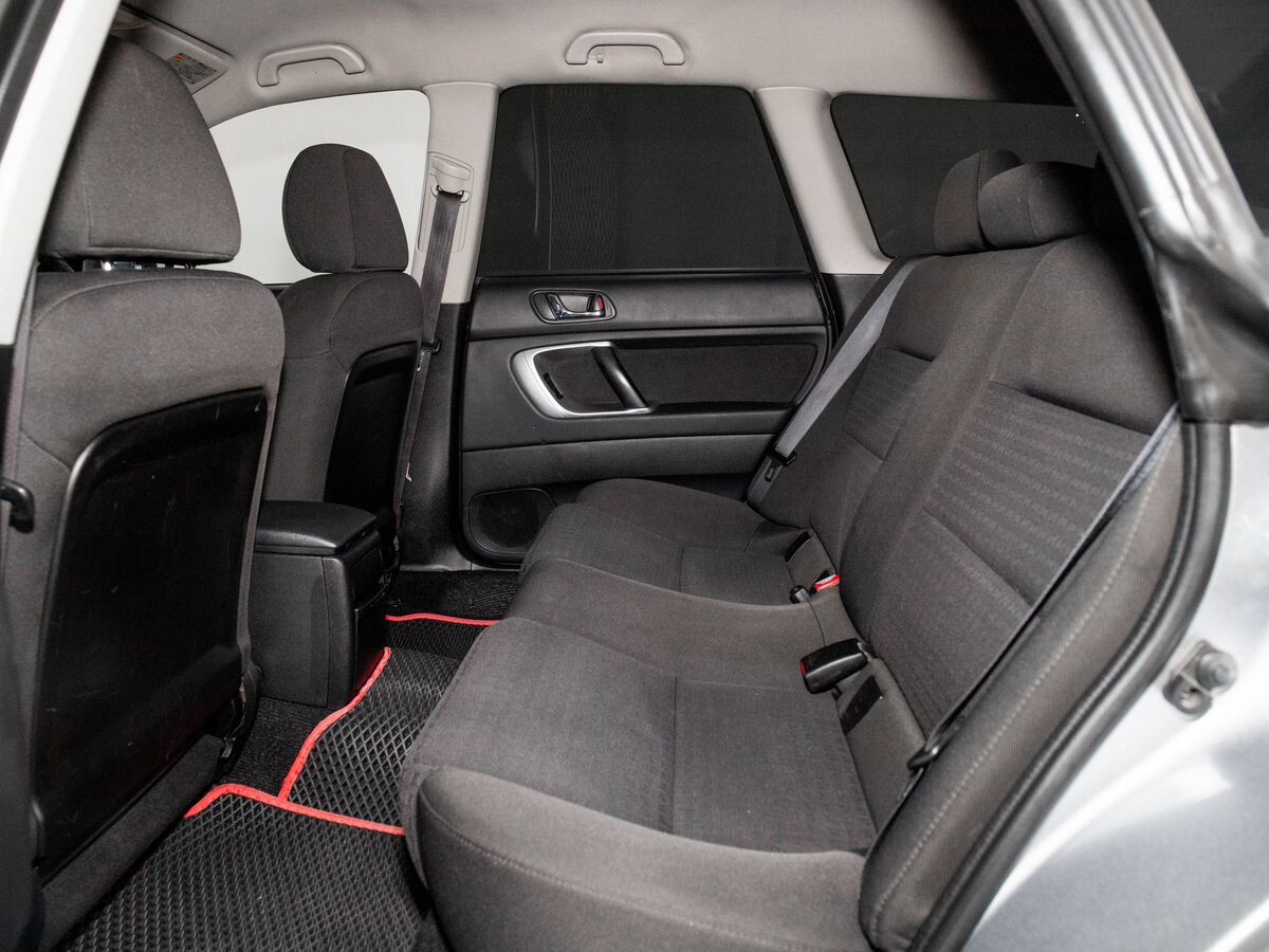 Subaru Legacy 2009 - фото автомобиля