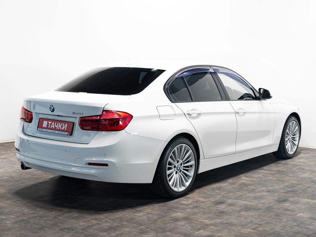 BMW 3 серии 2016 - фото автомобиля