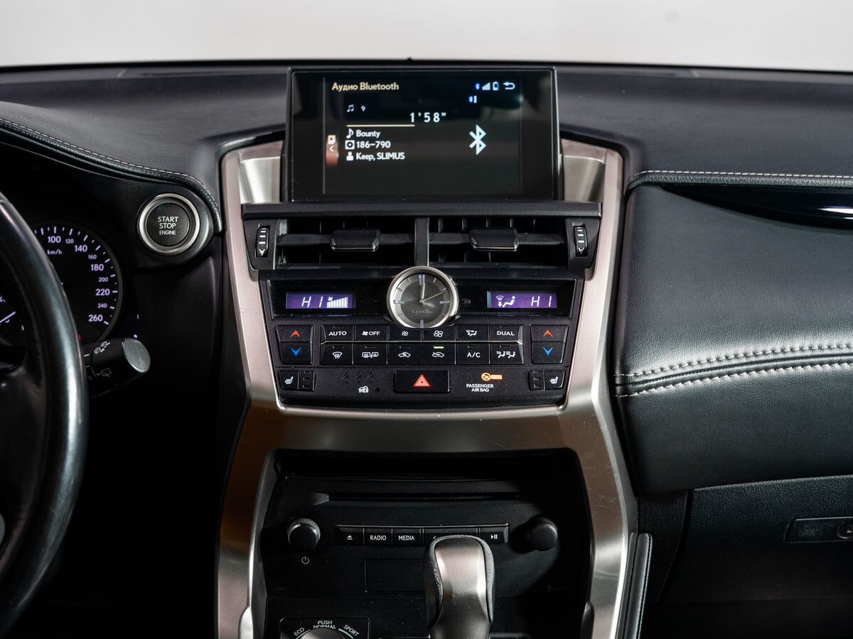 Lexus NX 2015 - фото автомобиля