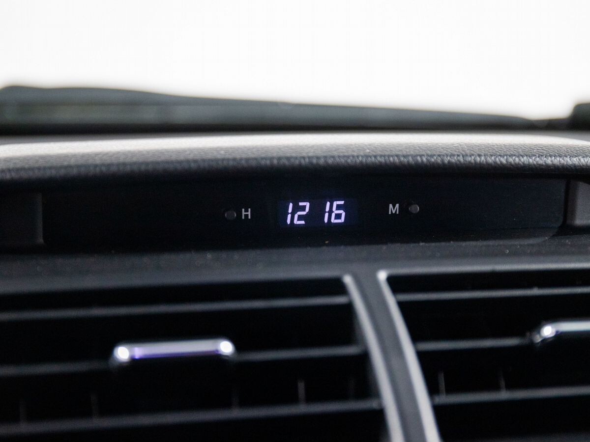 Toyota Camry 2016 - фото автомобиля