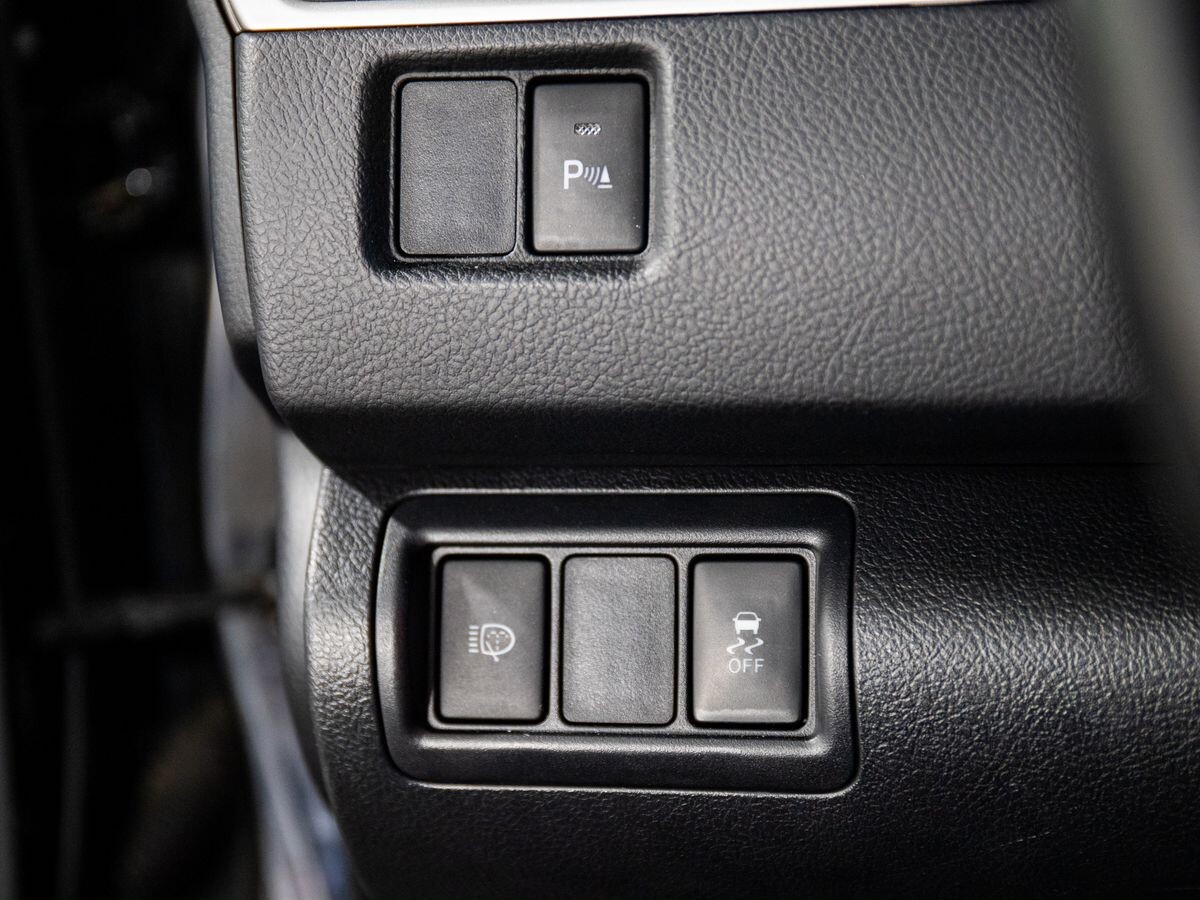 Toyota Camry 2016 - фото автомобиля