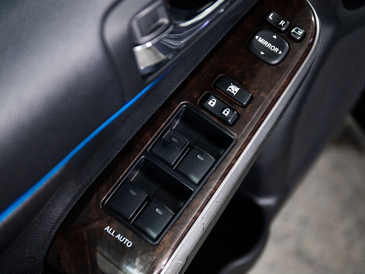 Toyota Camry 2016 - фото автомобиля