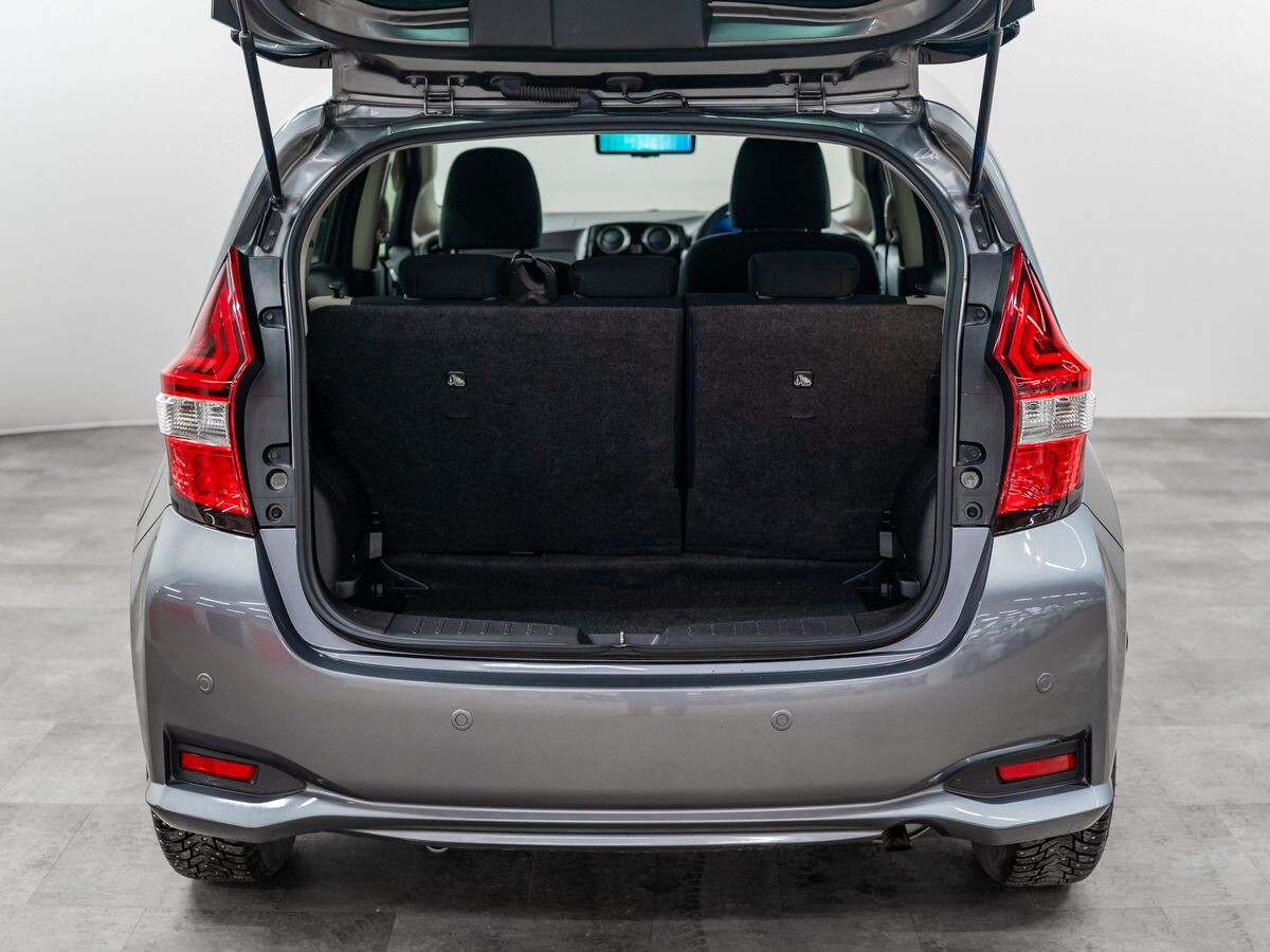 Nissan Note 2017 - фото автомобиля