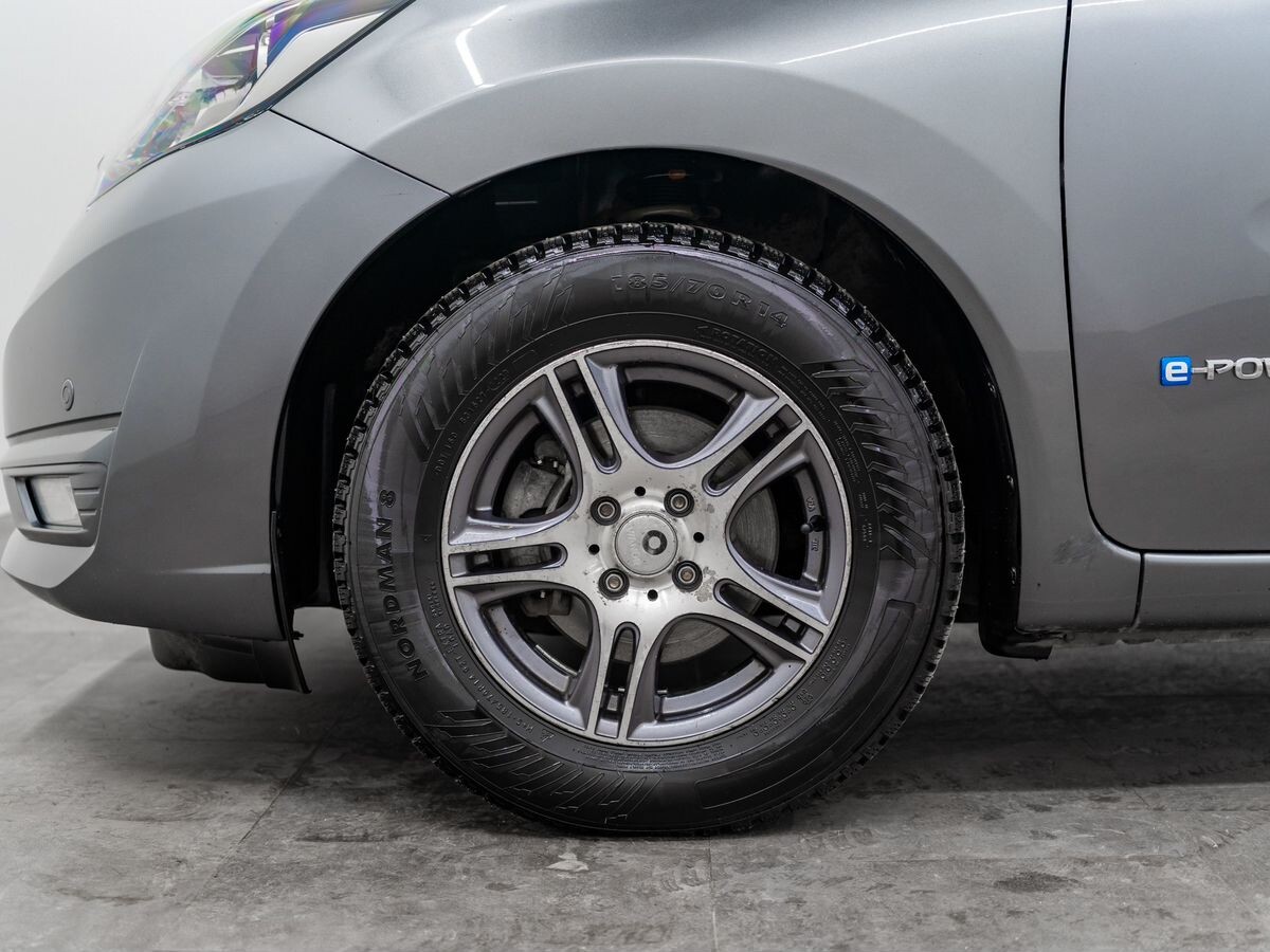 Nissan Note 2017 - фото автомобиля