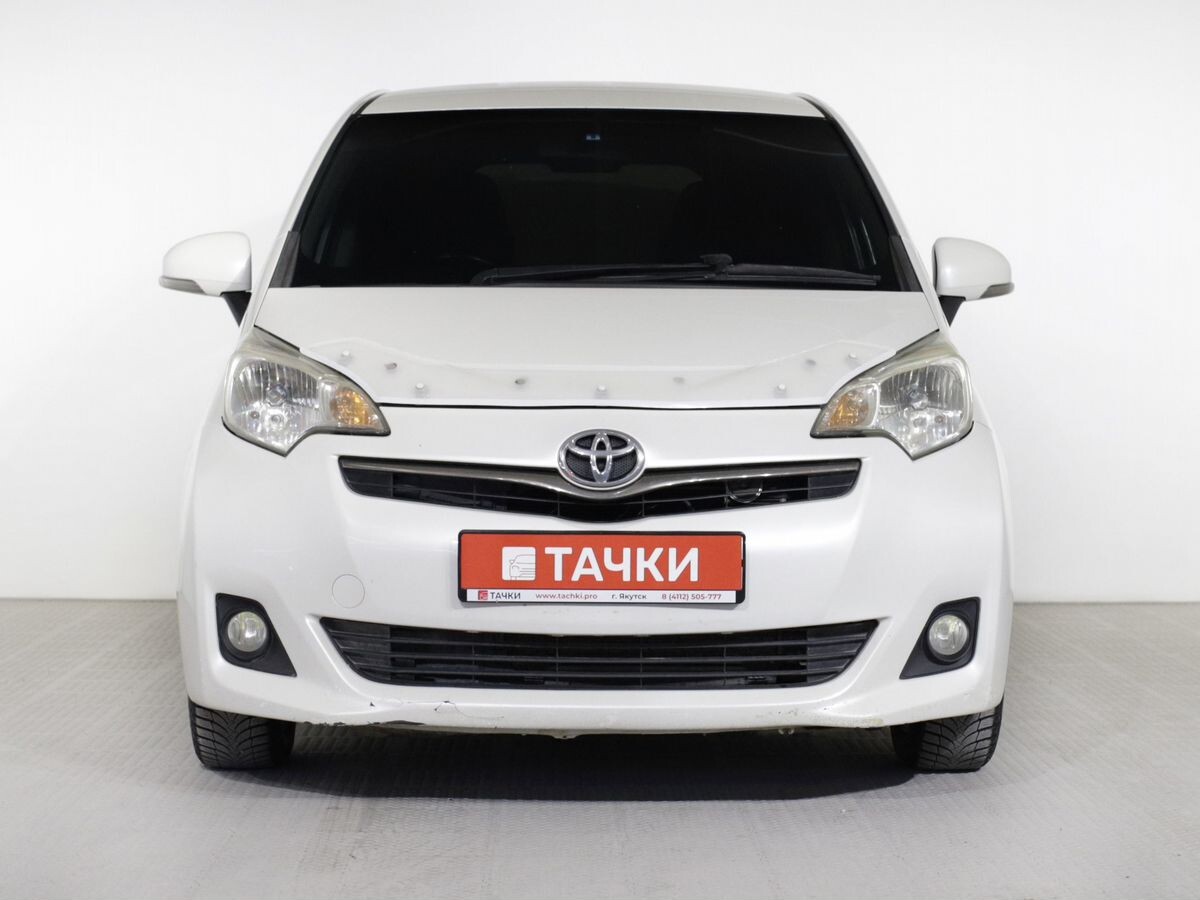 Toyota Ractis 2011 - фото автомобиля