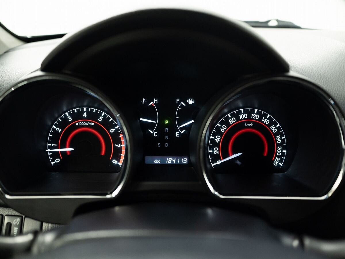 Toyota Highlander 2013 - фото автомобиля