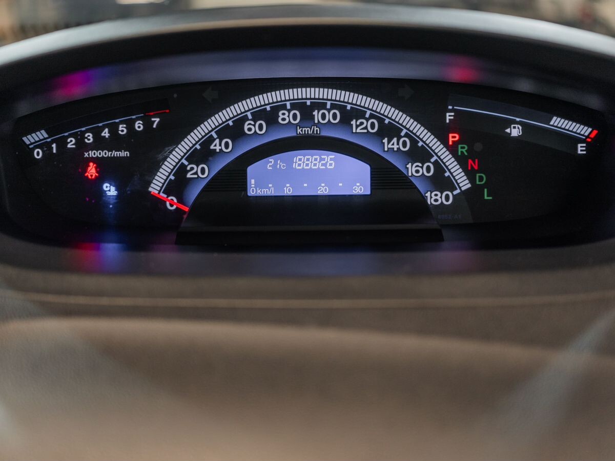 Honda Freed 2011 - фото автомобиля