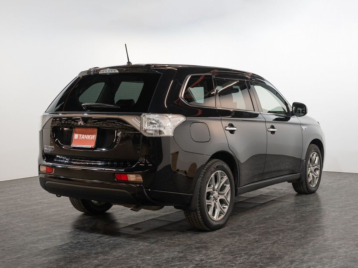 Mitsubishi Outlander 2015 - фото автомобиля