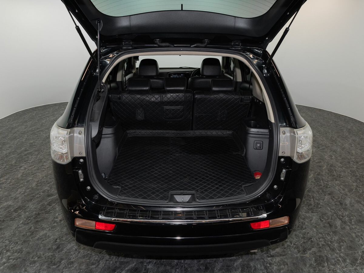 Mitsubishi Outlander 2015 - фото автомобиля