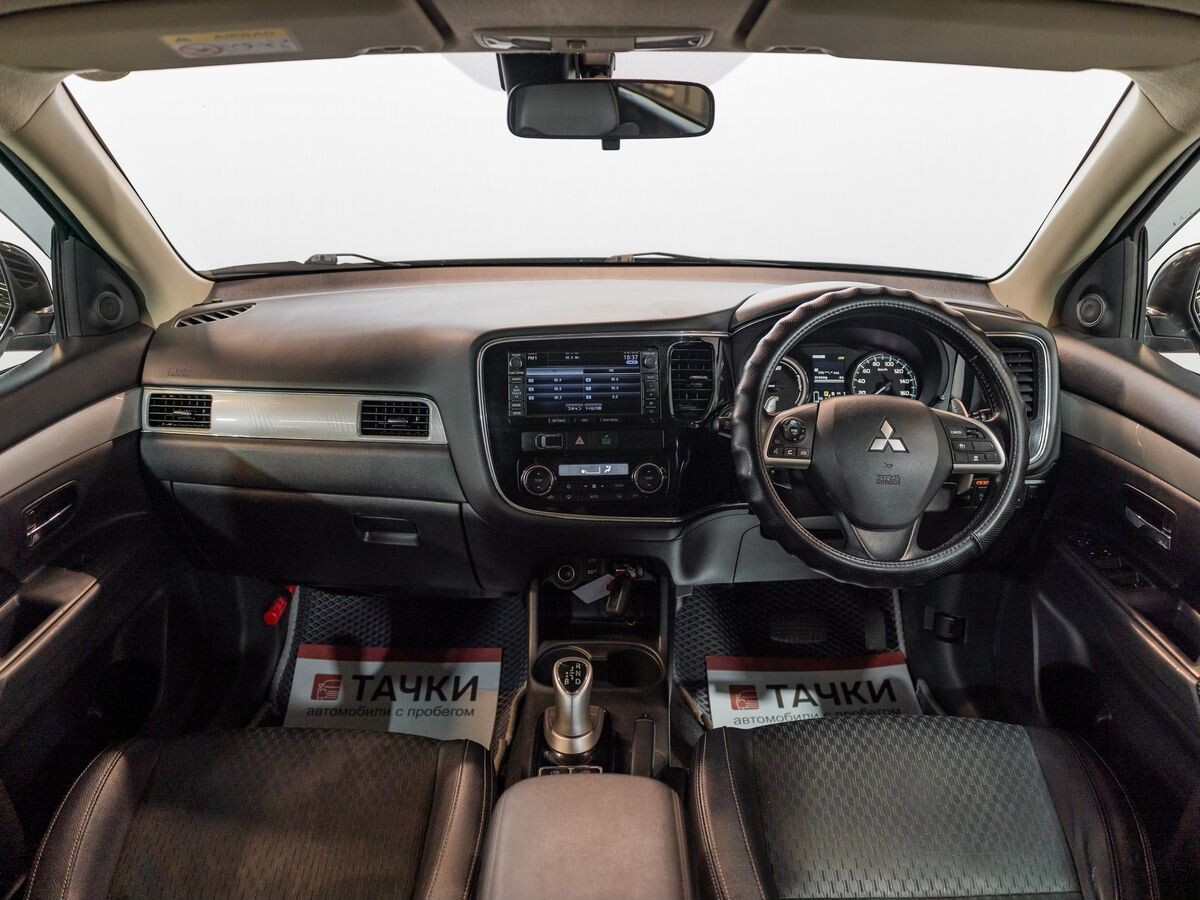 Mitsubishi Outlander 2015 - фото автомобиля