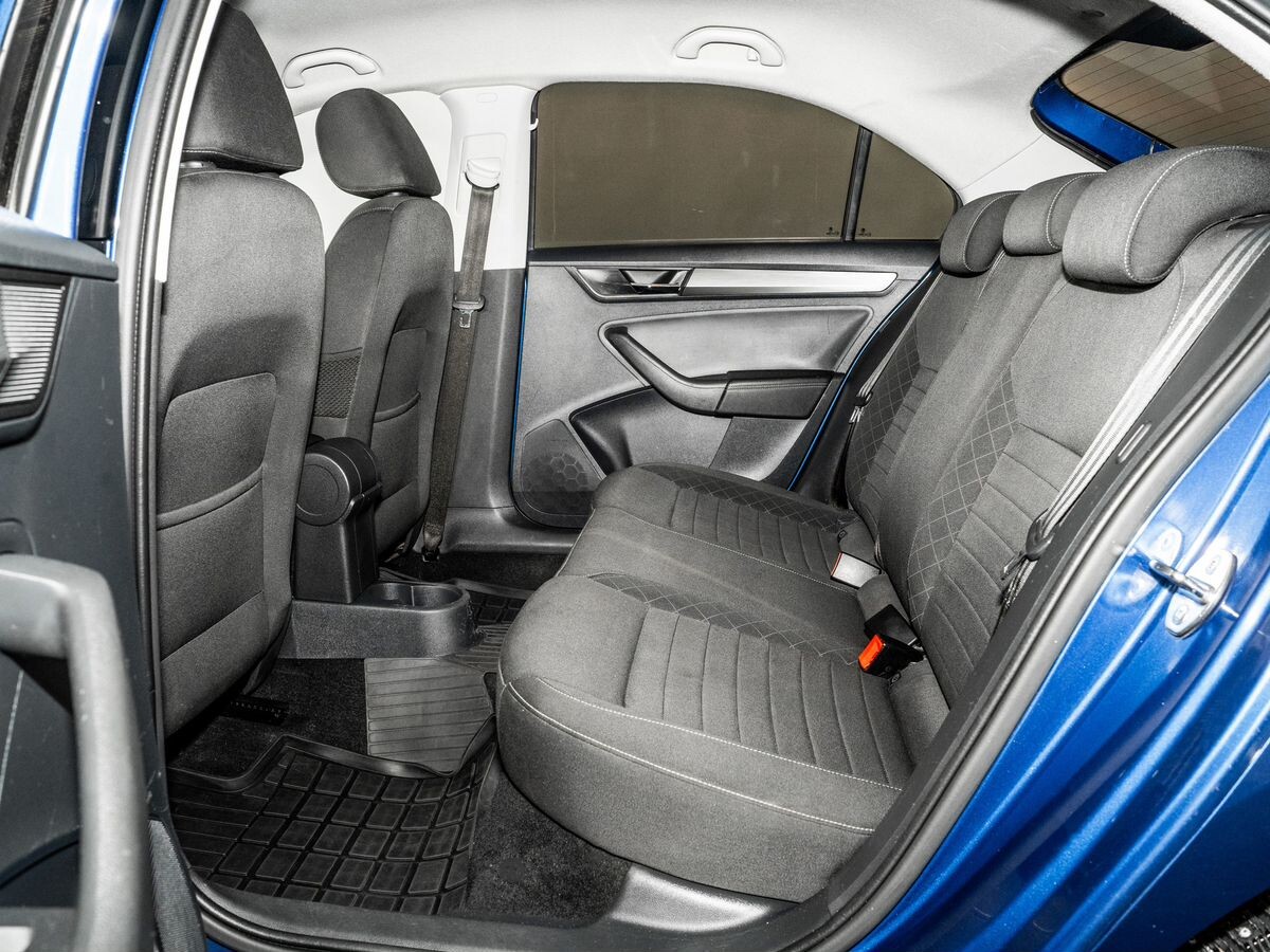 Skoda Rapid 2017 - фото автомобиля