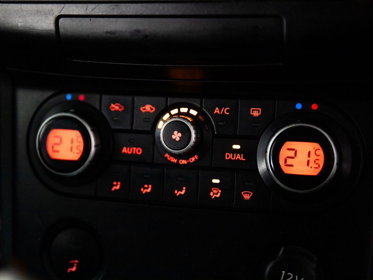 Nissan Dualis 2008 - фото автомобиля