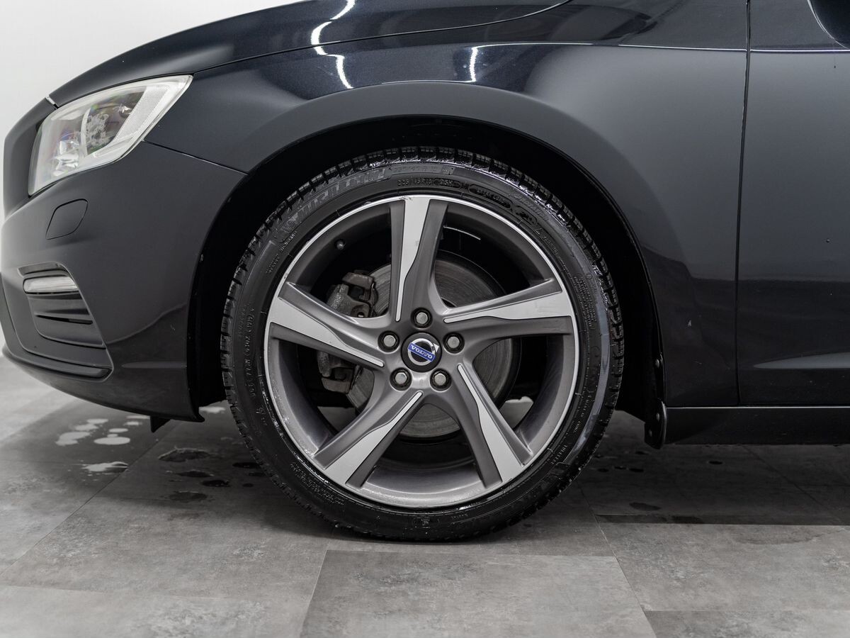 Volvo S60 2014 - фото автомобиля