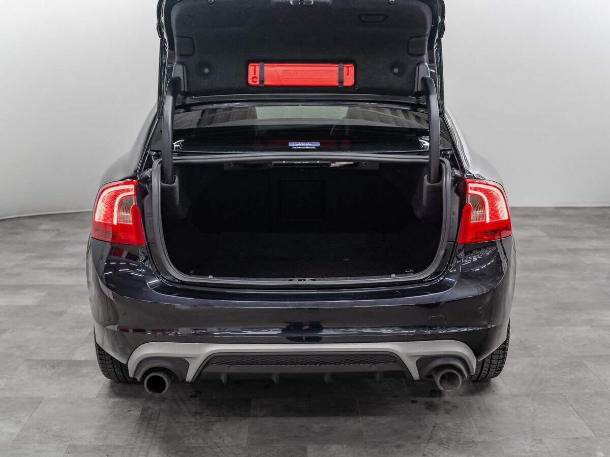 Volvo S60 2014 - фото автомобиля