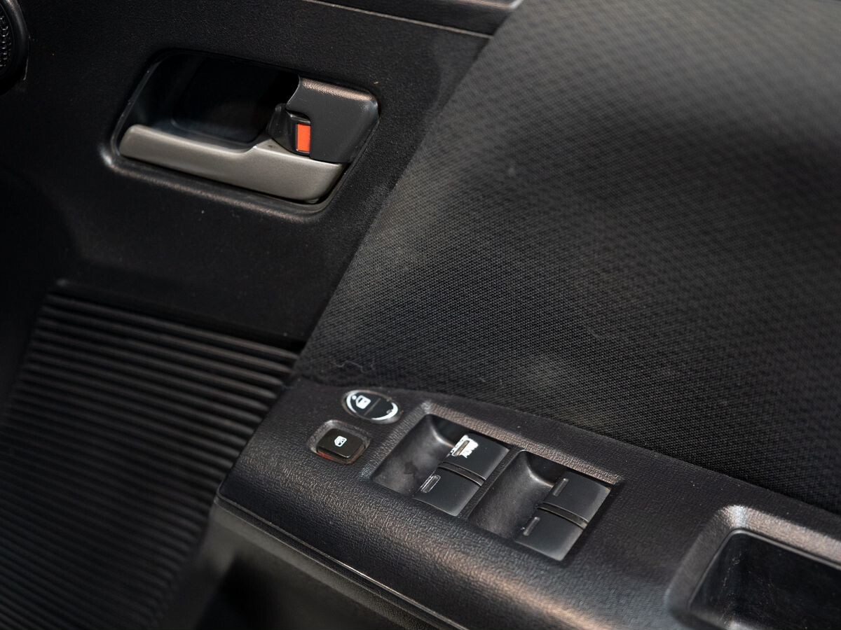 Honda Freed 2010 - фото автомобиля