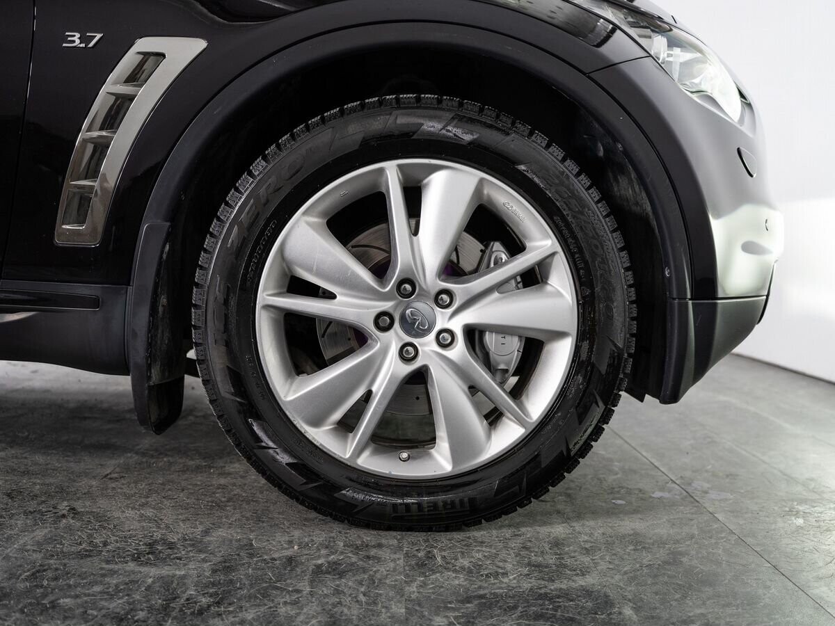 Infiniti QX70 2013 - фото автомобиля