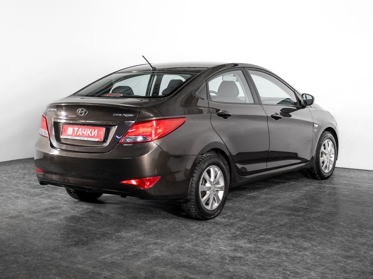 Hyundai Solaris 2015 - фото автомобиля