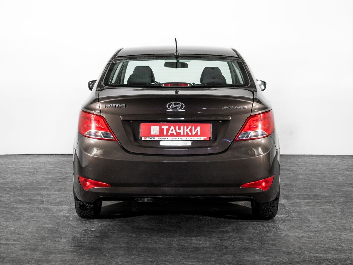 Hyundai Solaris 2015 - фото автомобиля