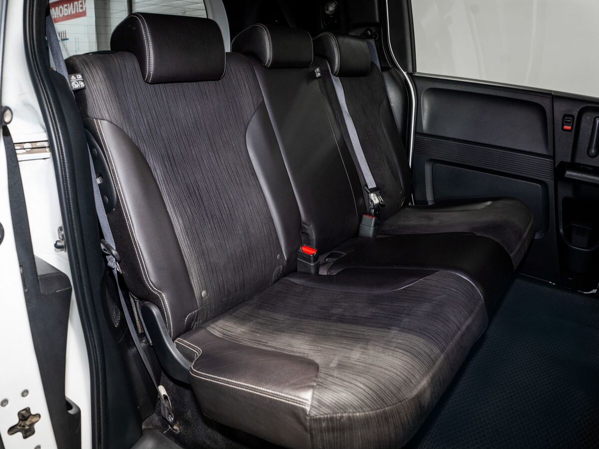 Honda Freed 2015 - фото автомобиля