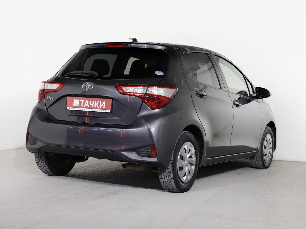 Toyota Vitz 2019 - фото автомобиля