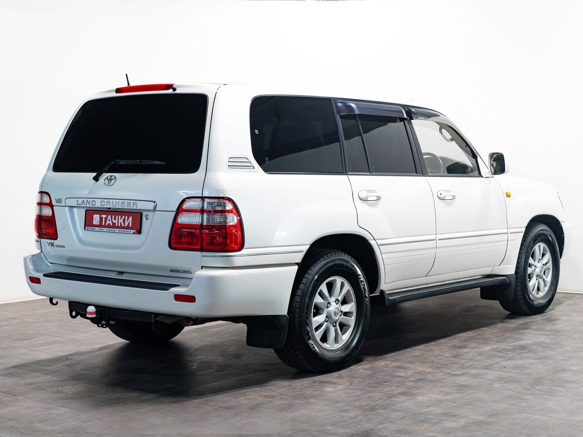 Toyota Land Cruiser 2005 - фото автомобиля