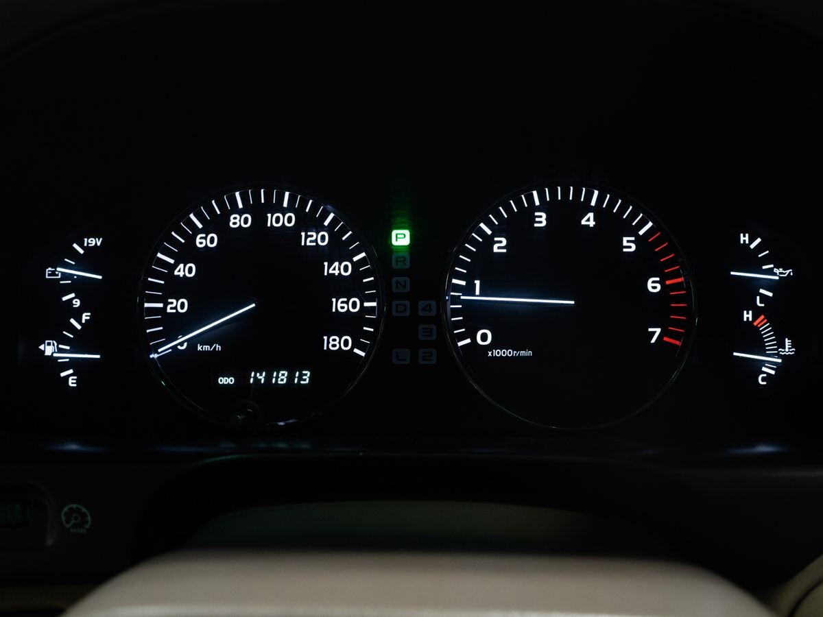 Toyota Land Cruiser 2005 - фото автомобиля