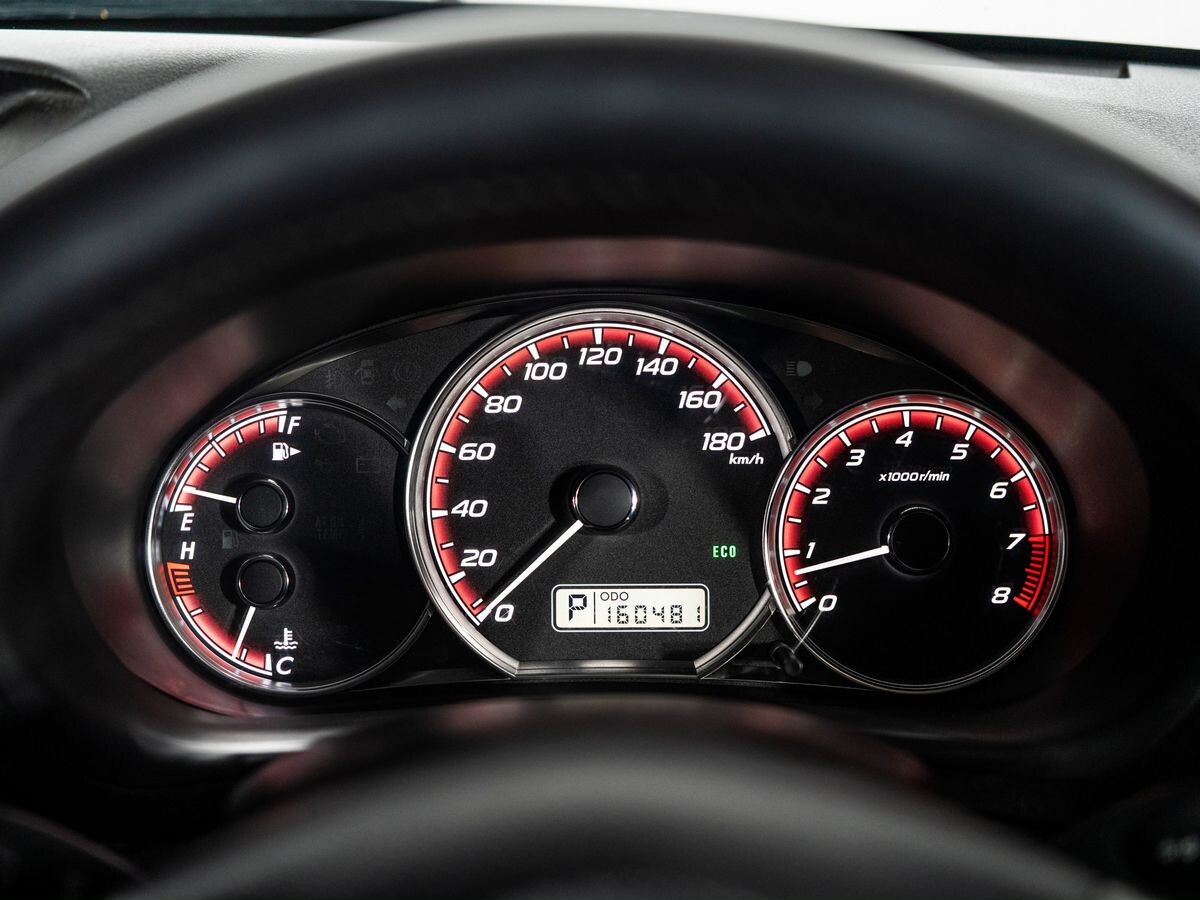 Subaru Impreza 2010 - фото автомобиля