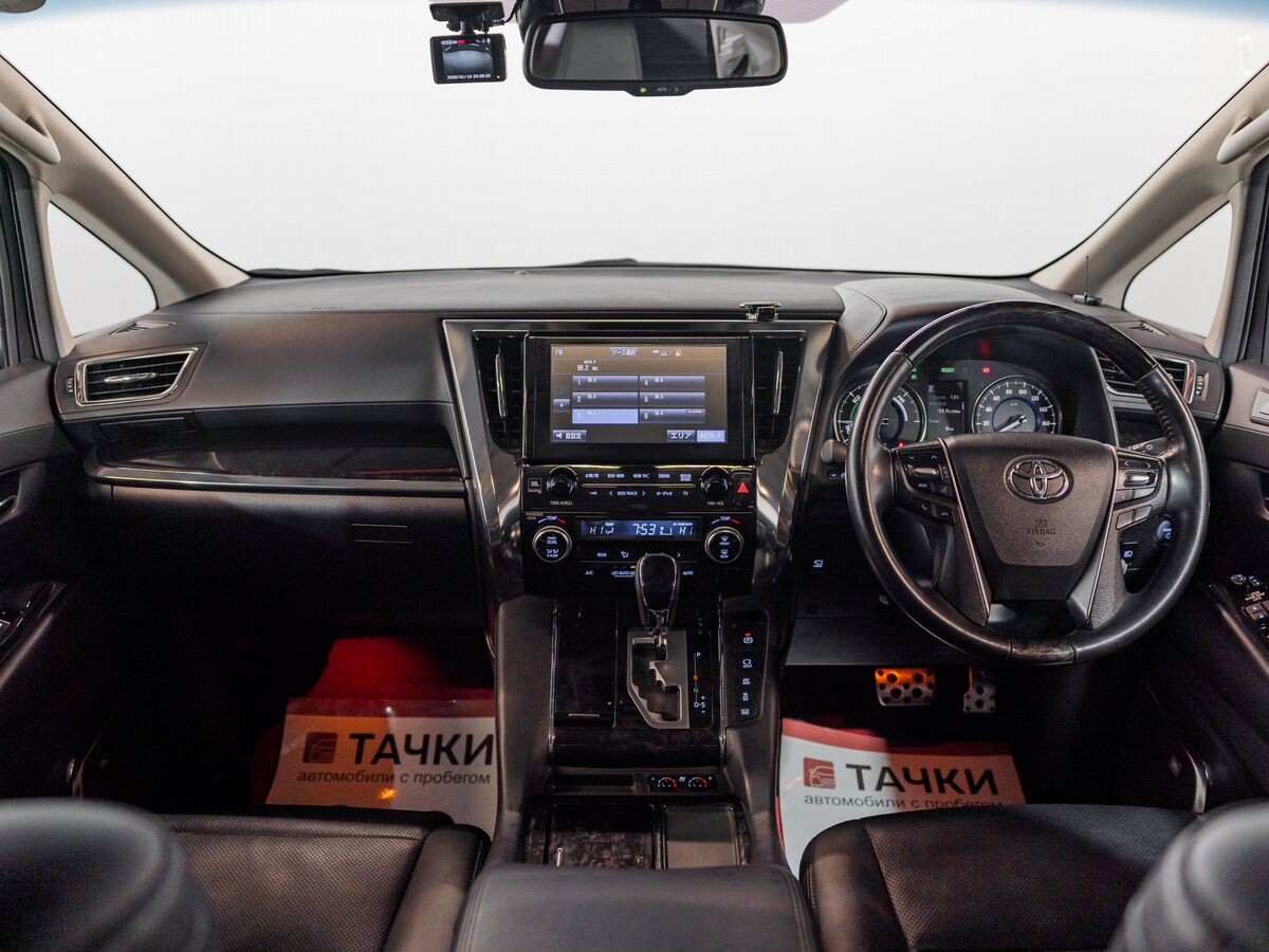 Toyota Alphard 2018 - фото автомобиля