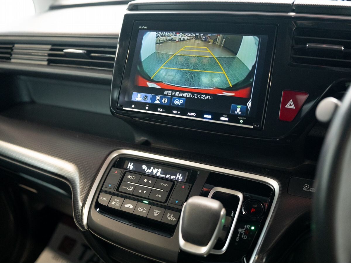 Honda Stepwgn 2019 - фото автомобиля