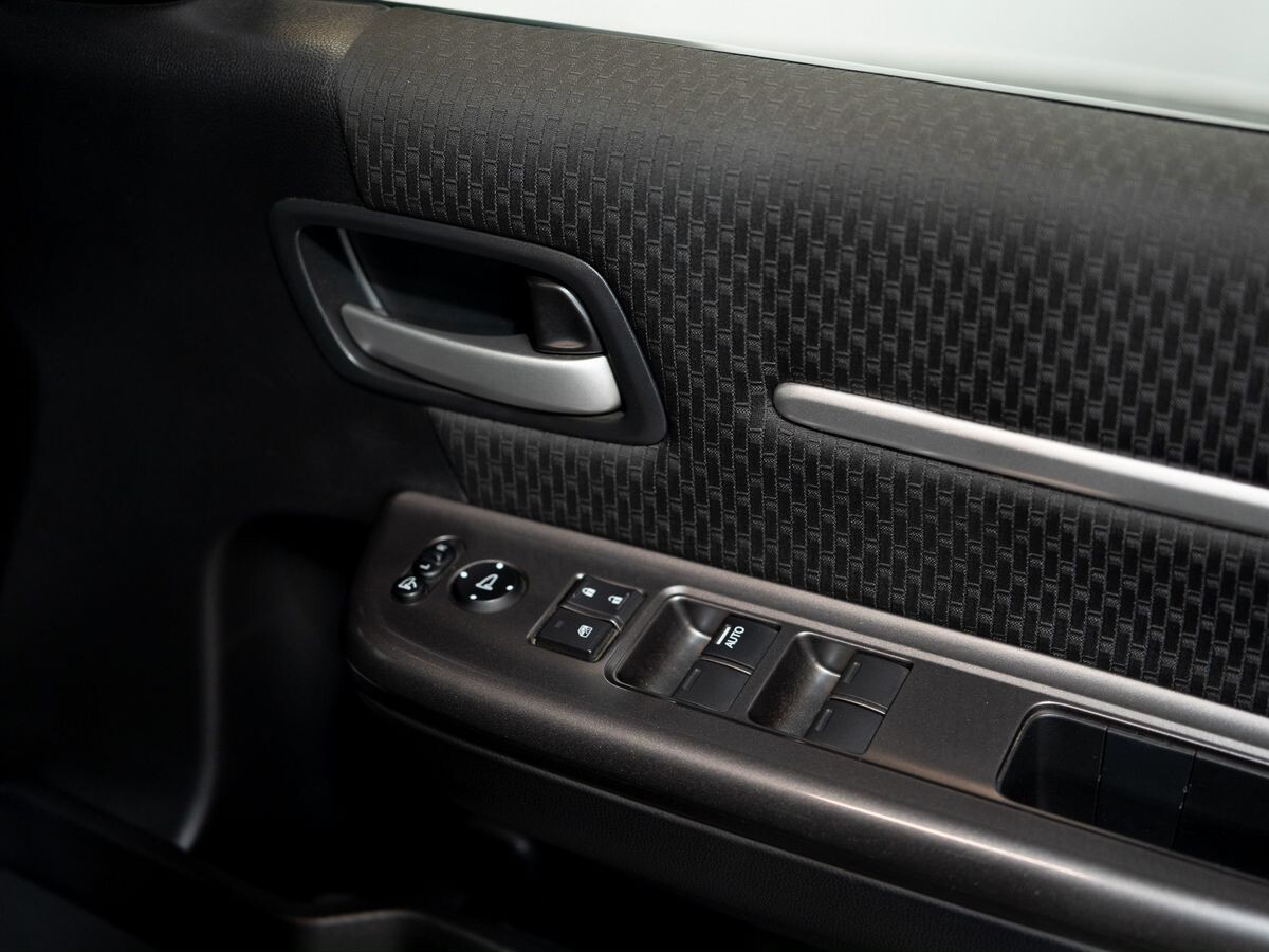 Honda Stepwgn 2019 - фото автомобиля