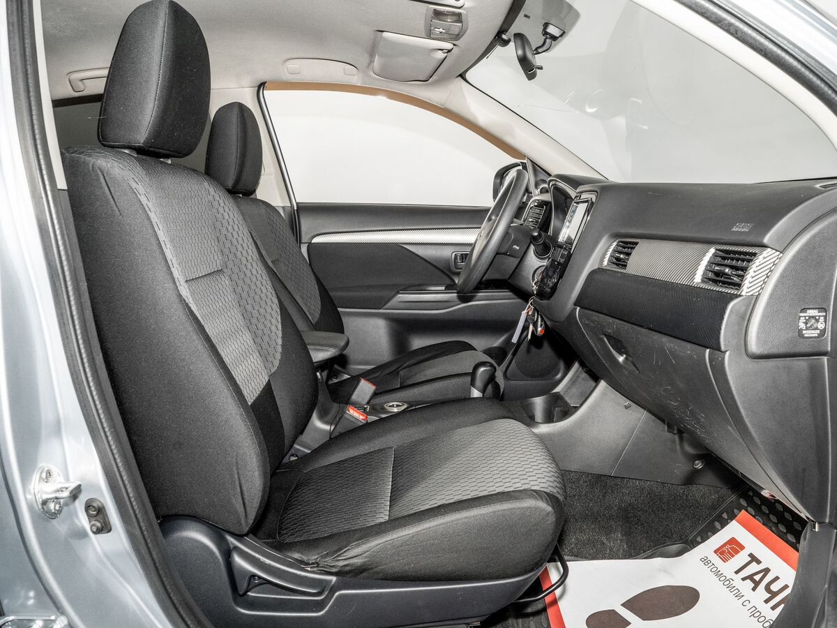 Mitsubishi Outlander 2013 - фото автомобиля