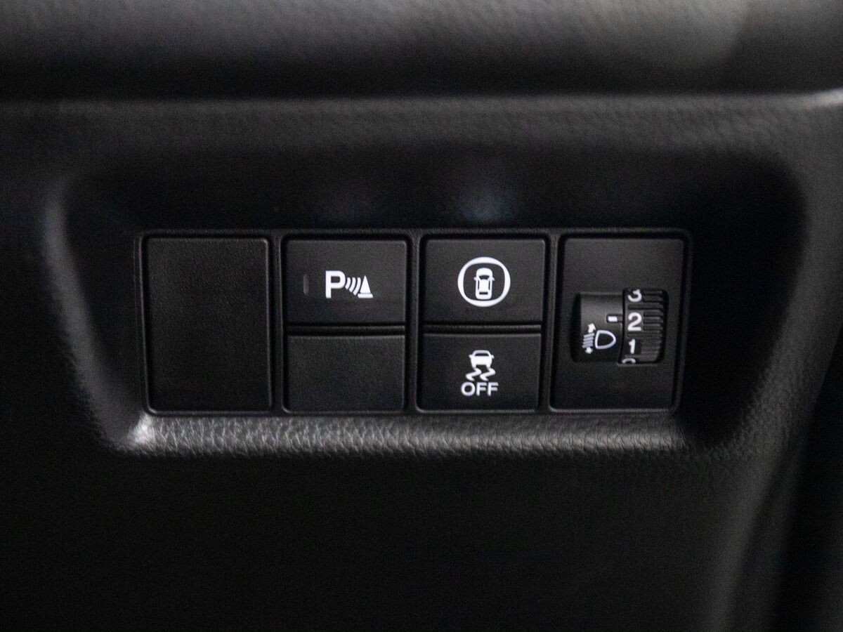 Honda Fit 2021 - фото автомобиля