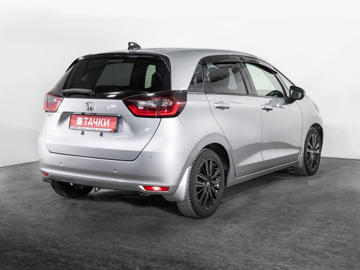 Honda Fit 2021 - фото автомобиля
