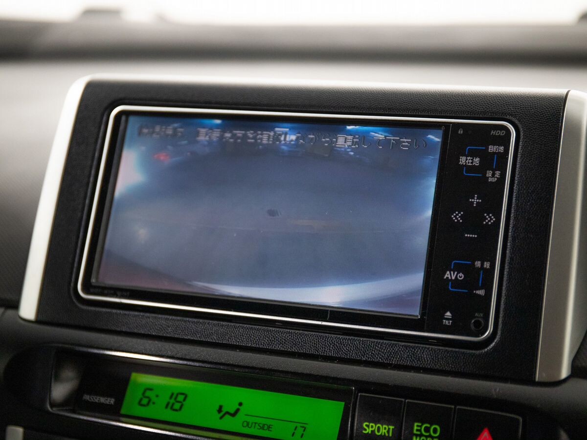 Toyota Wish 2009 - фото автомобиля