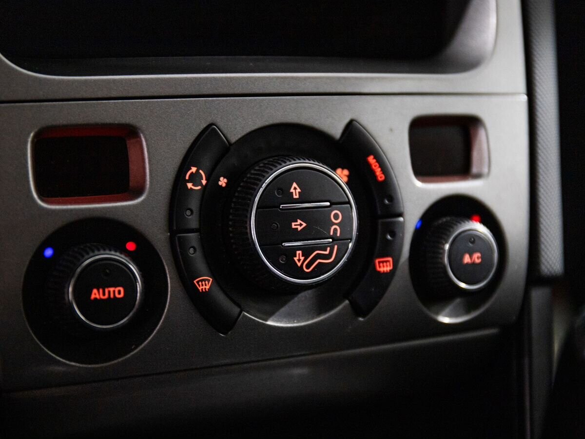 Peugeot 408 2016 - фото автомобиля