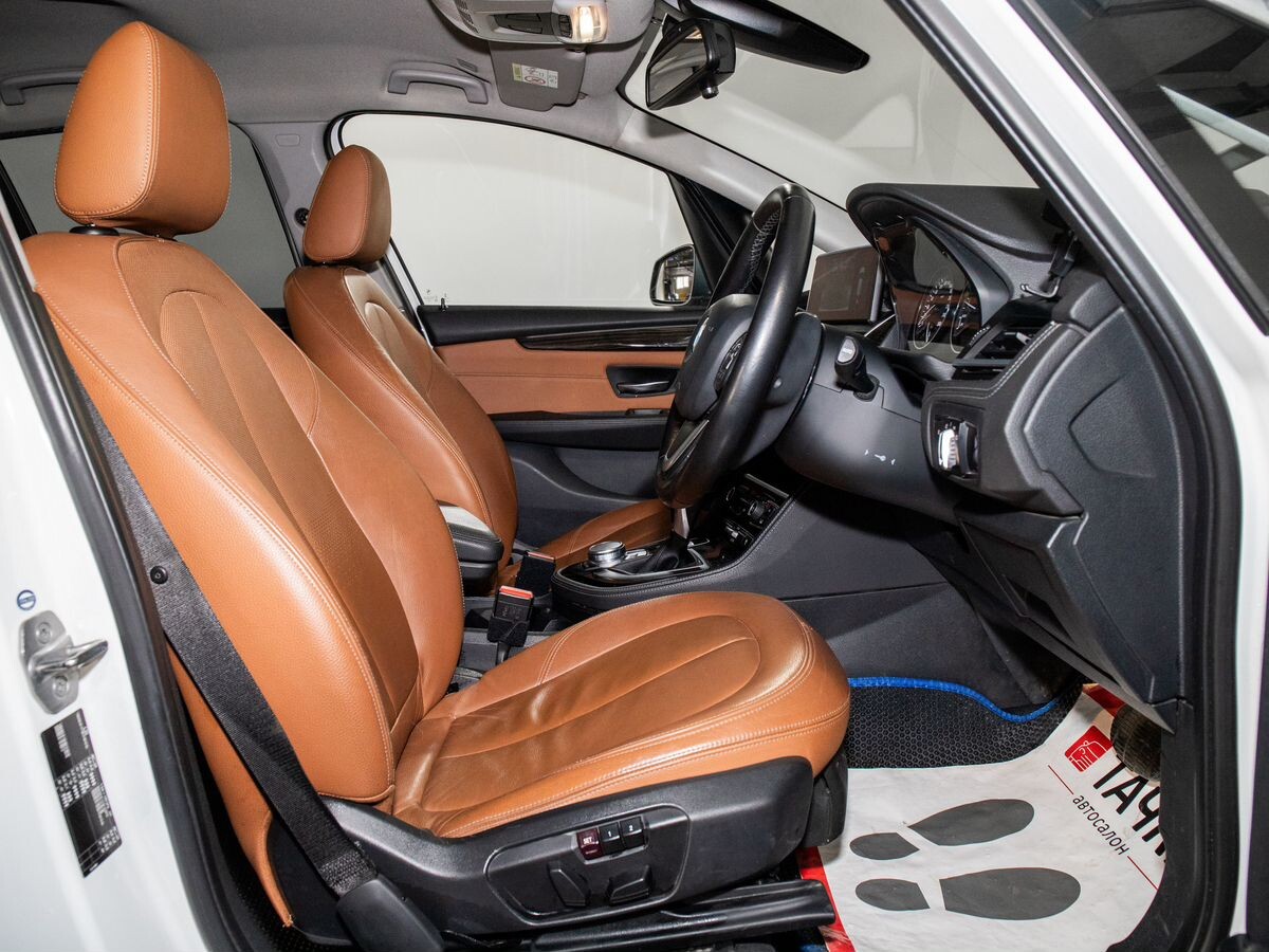 BMW 2 серии Gran Tourer 2016 - фото автомобиля