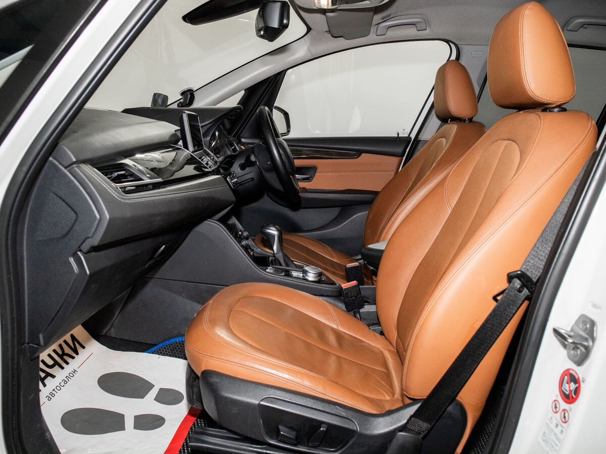 BMW 2 серии Gran Tourer 2016 - фото автомобиля