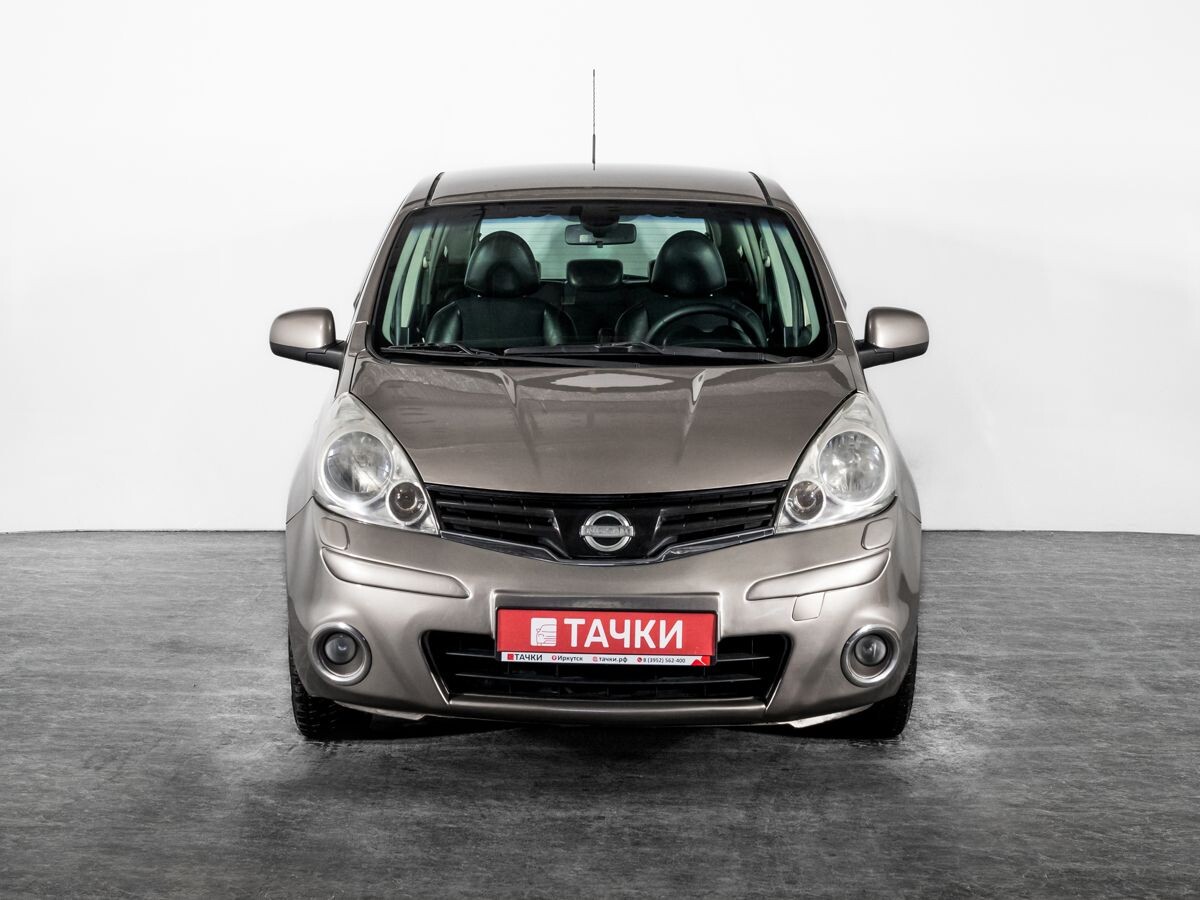 Nissan Note 2012 - фото автомобиля