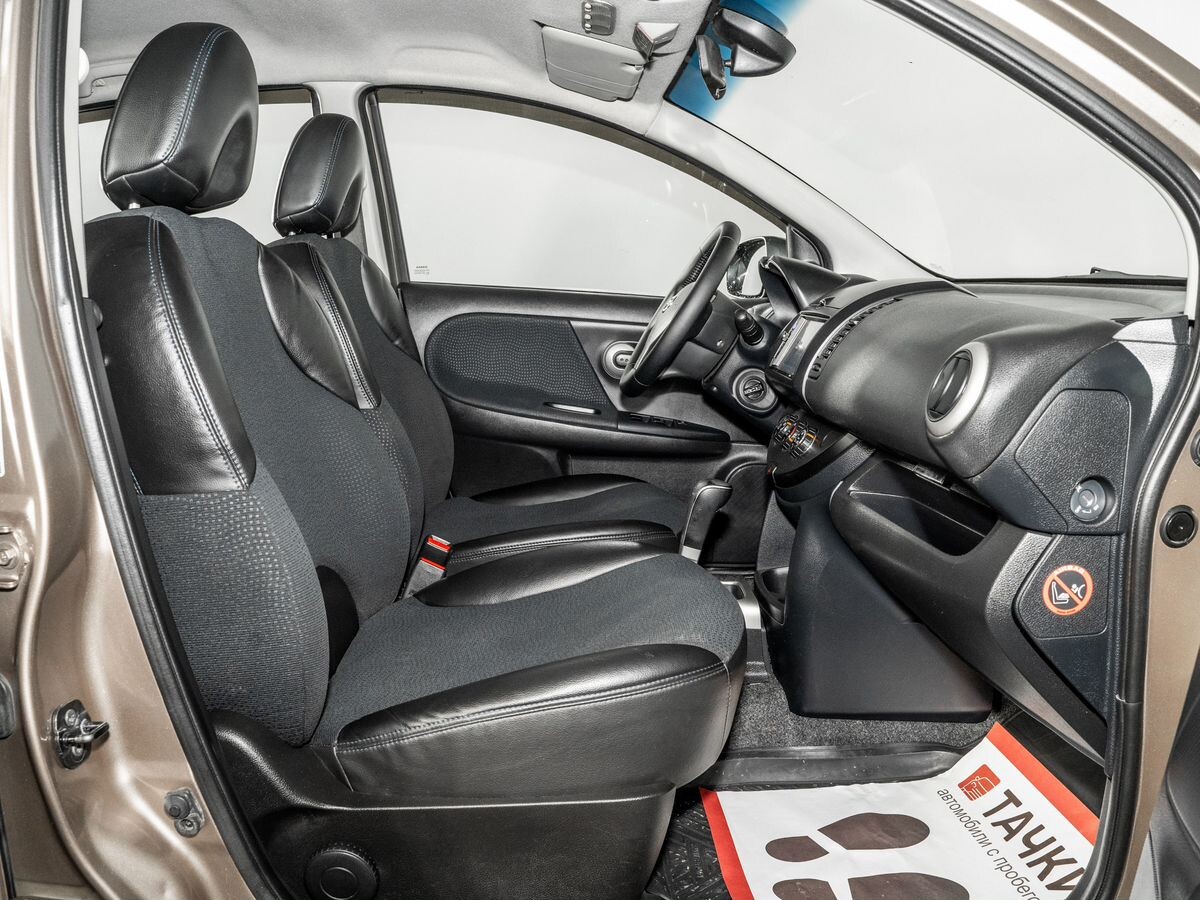 Nissan Note 2012 - фото автомобиля