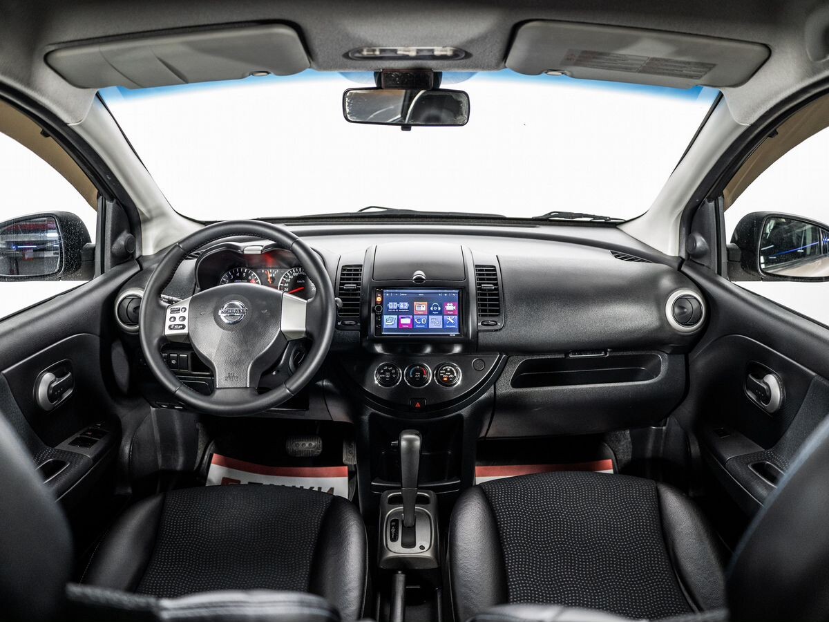 Nissan Note 2012 - фото автомобиля