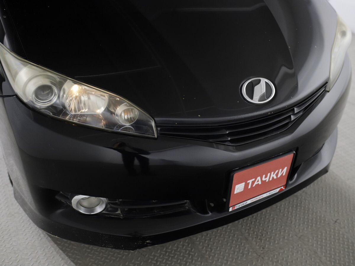 Toyota Wish 2010 - фото автомобиля