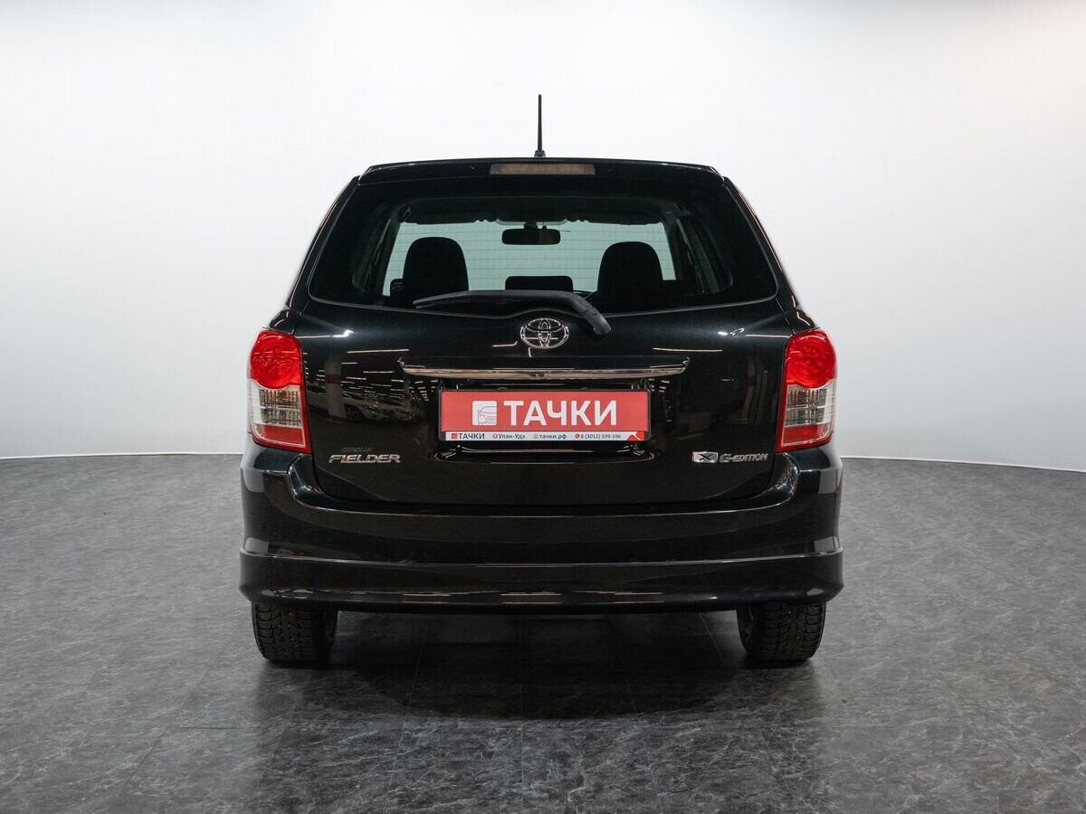 Toyota Corolla 2010 - фото автомобиля