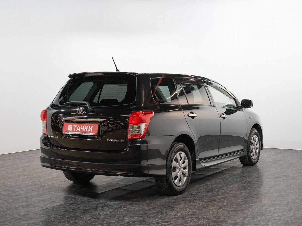 Toyota Corolla 2010 - фото автомобиля