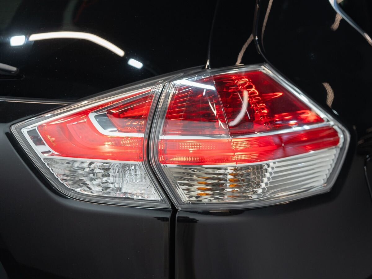 Nissan X-Trail 2017 - фото автомобиля