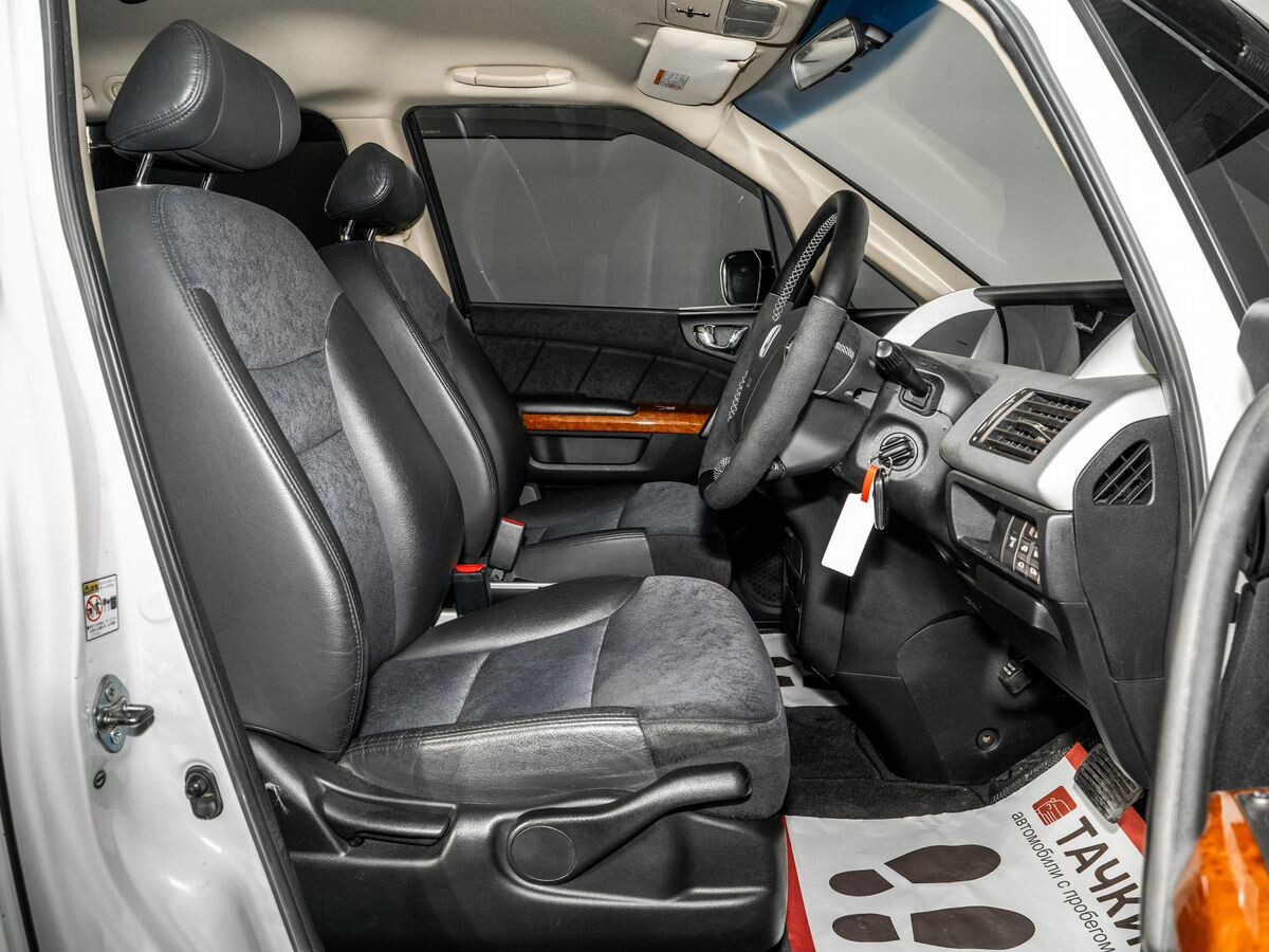 Honda Elysion 2004 - фото автомобиля