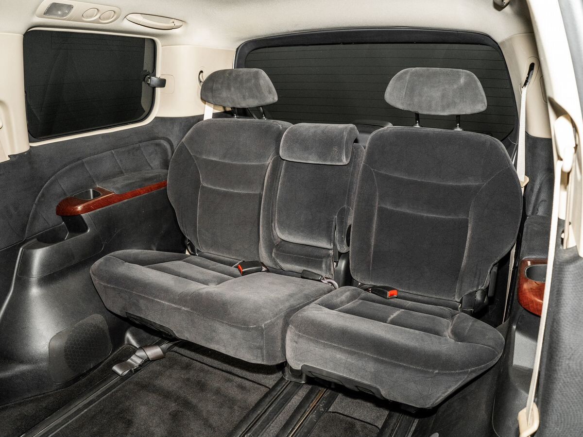 Honda Elysion 2004 - фото автомобиля